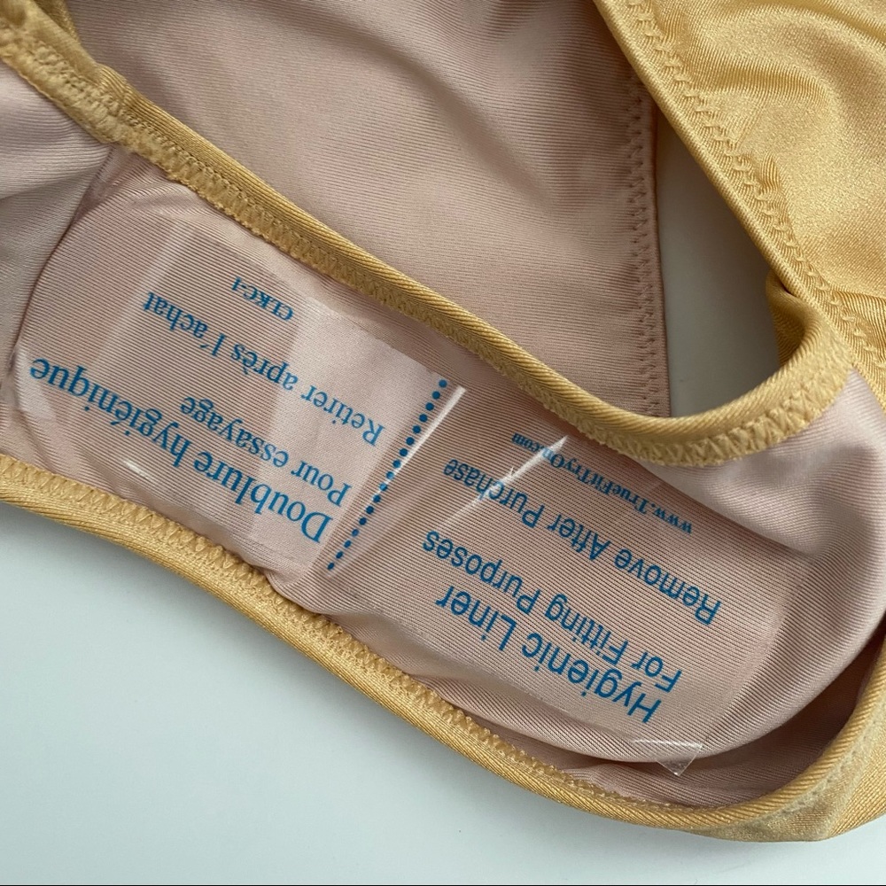 Victoria’s Secret Metalic Bikini Bottoms New - Picture 4 of 5